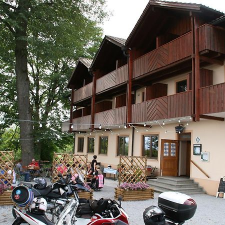 Berggasthof Hinhart Regen Exterior photo